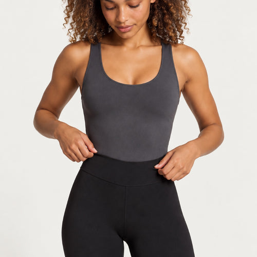 Colorblock Jumpsuit with Low Scoop Back - detail