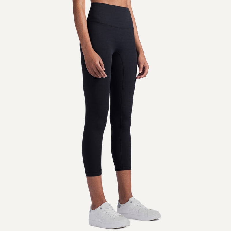 High-Waisted Capri Leggings - Black