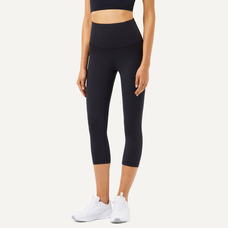 High-Waisted Capri Leggings with Waist Pocket - Black