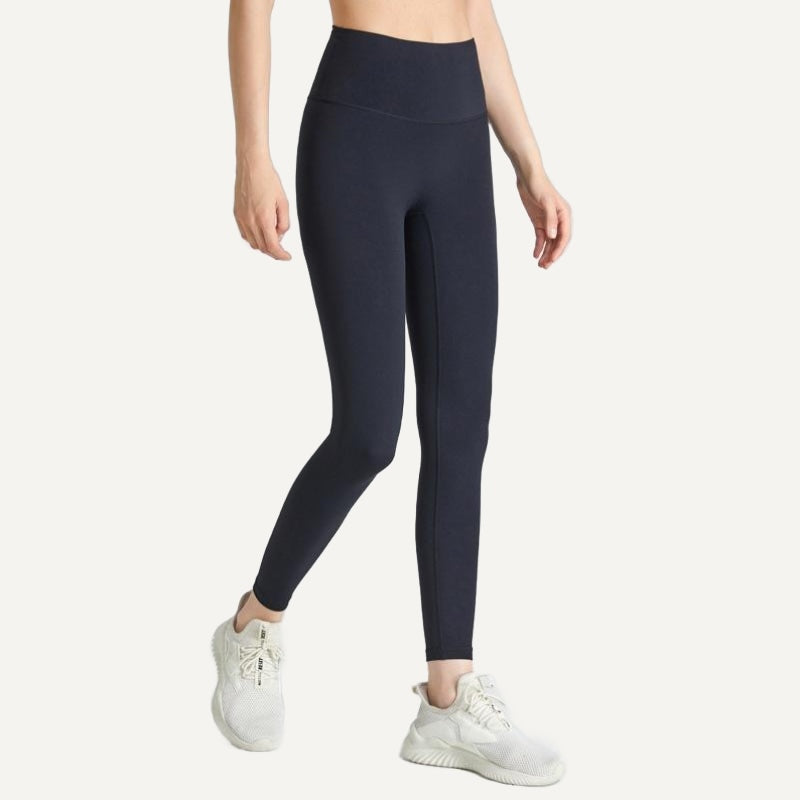 High-Waisted Leggings in Solid Colors - Black