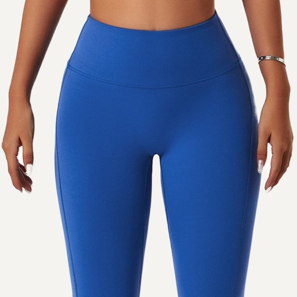 High-Waisted Leggings with Curved Waist Seams - detail