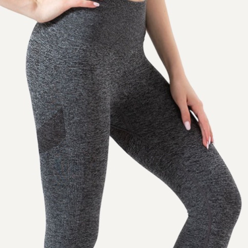 High-Waisted Textured Workout Leggings - detail