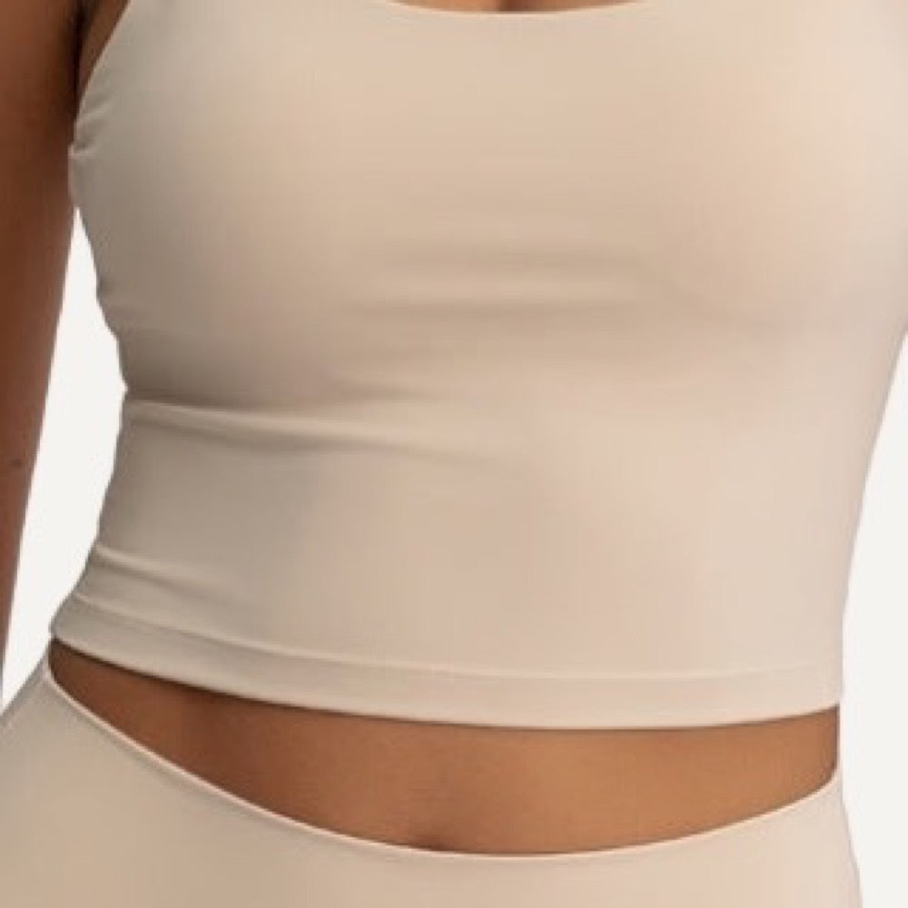 Spaghetti-Strap Workout Crop Top - detail