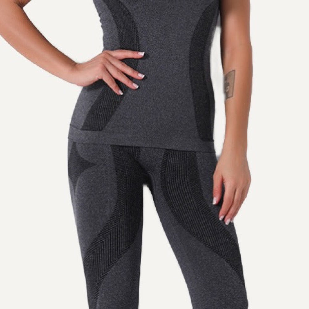 High-Neck Sleeveless Top and Leggings Set - detail