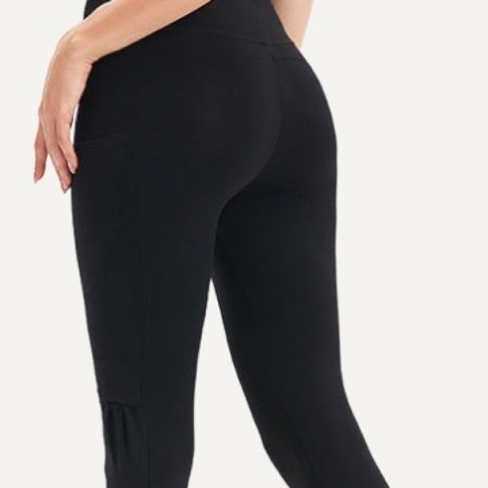 V-Waist Leggings with Side Pockets - detail